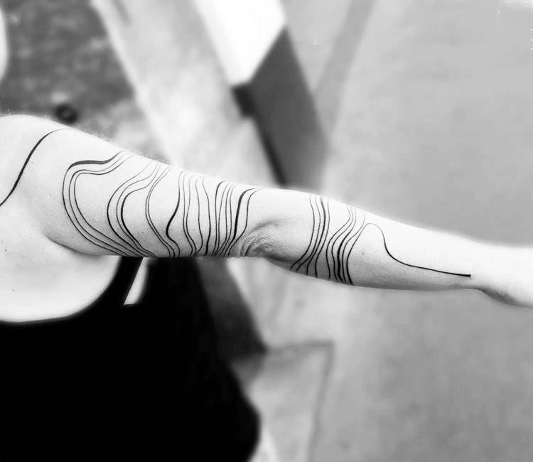 Line tattoo by Trudy Lines Tattoo | Post 15788