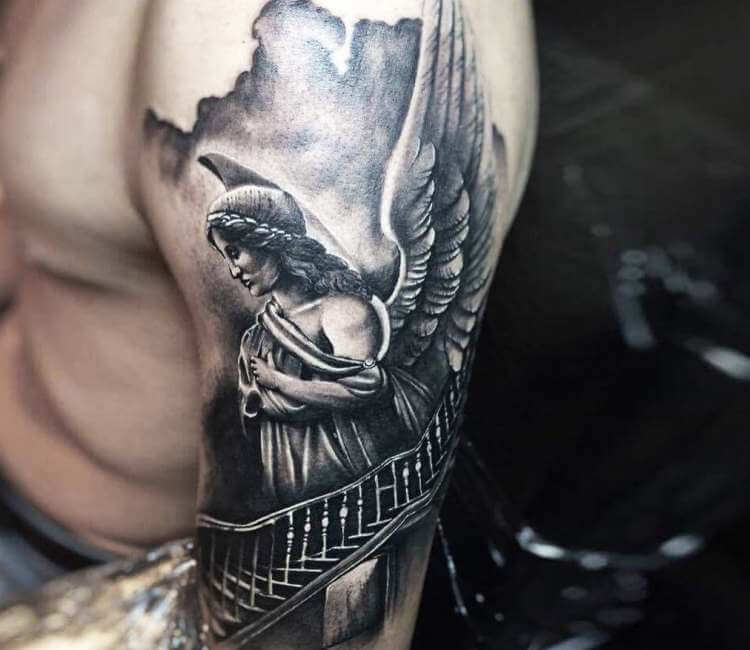 Statue - Tattoo Abyss Montreal