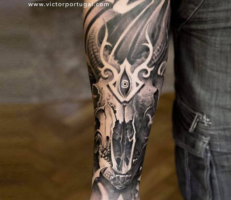 blackwork ram skull tattoo by Justin Wayne TattooNOW