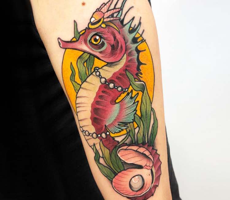 Artistically drawn, bright, rainbow, polygonal seahorse on white  background. Bright tattoo Stock Vector Image & Art - Alamy