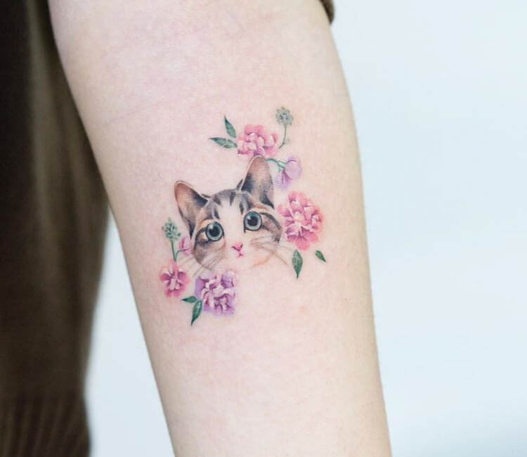 Cat and flowers tattoo by Zihee Tattoo  Post 29720