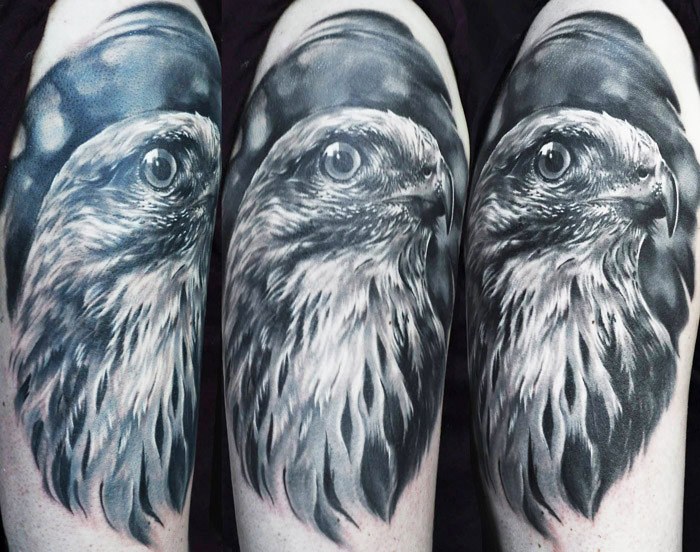 black and grey eagle tattoos  Google Search  Desenho de tatuagem de lobo  Tatoo Tatuagem de águia